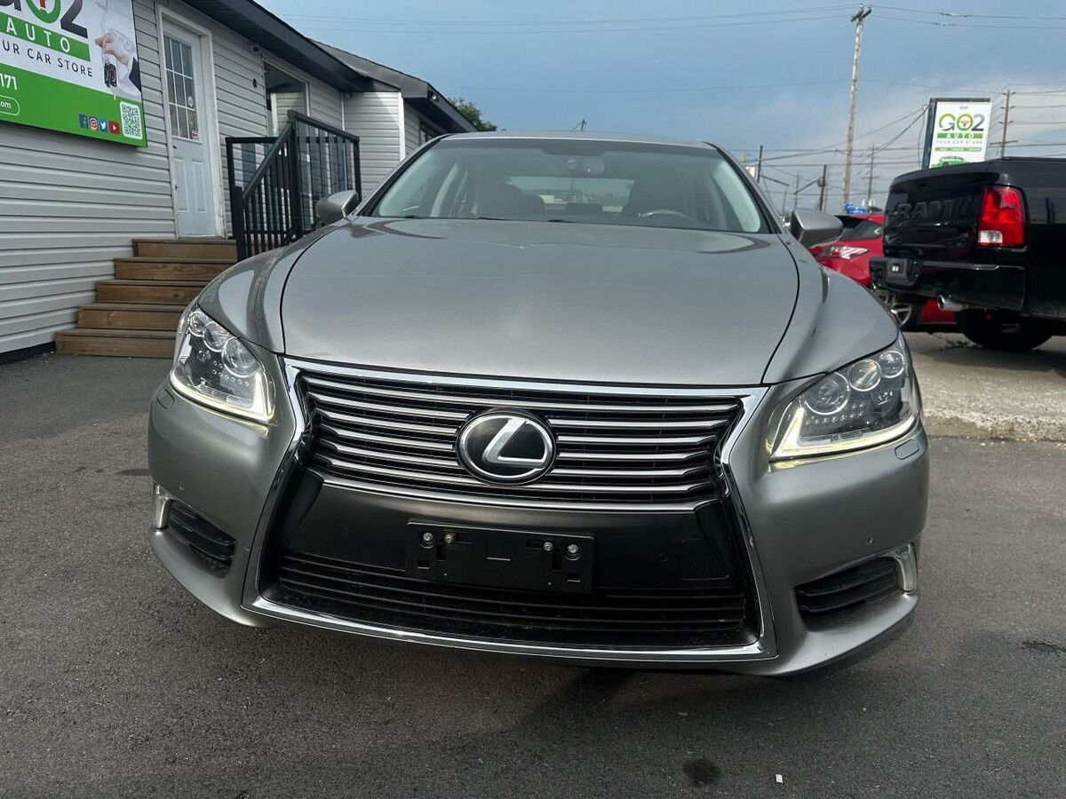 Lexus LS