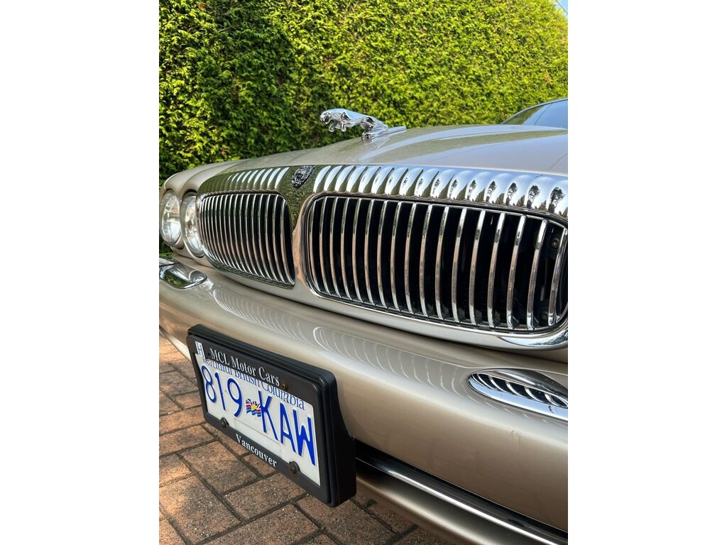 Jaguar Vanden Plas