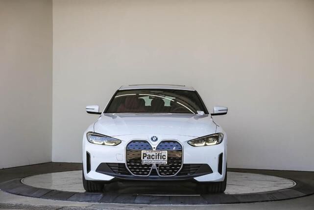 2023 BMW i4