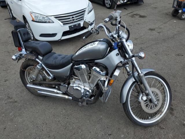 Suzuki VS800GL