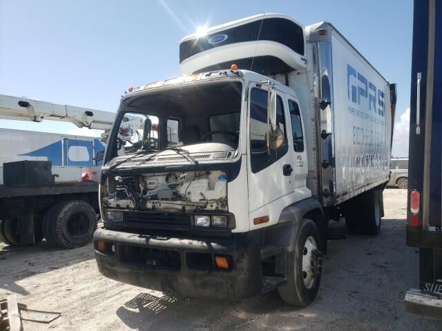 Isuzu T7F