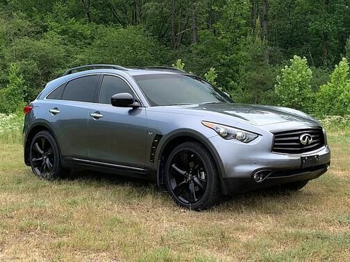 Infiniti QX70