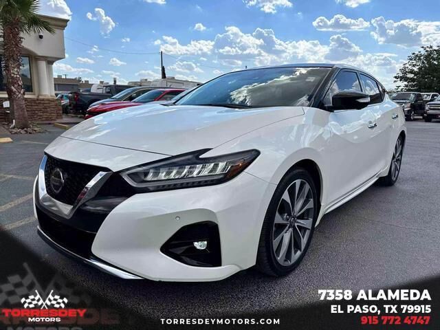 2022 NISSAN Maxima