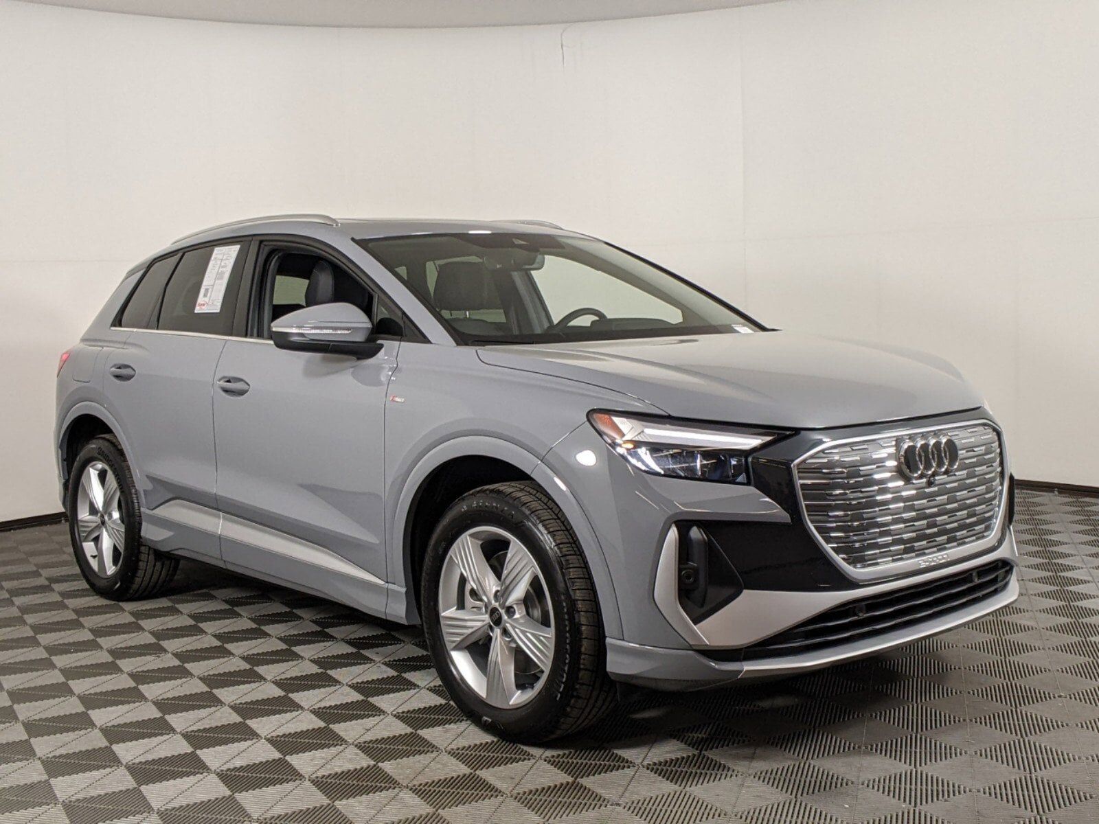 2023 Audi Q4