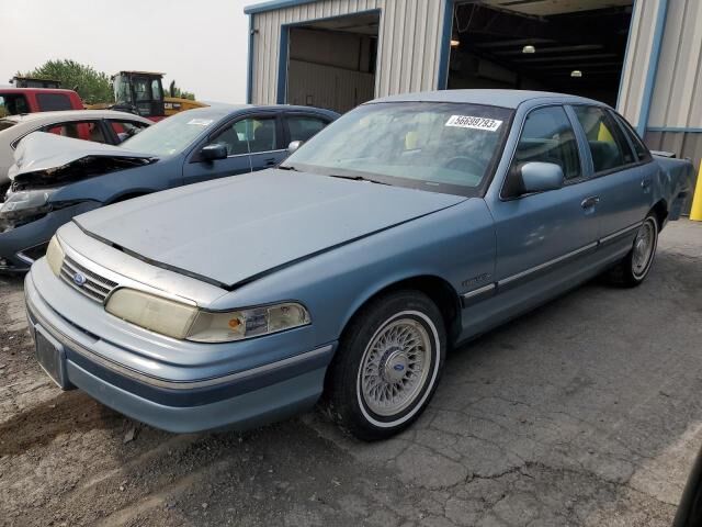Ford Crown Victoria