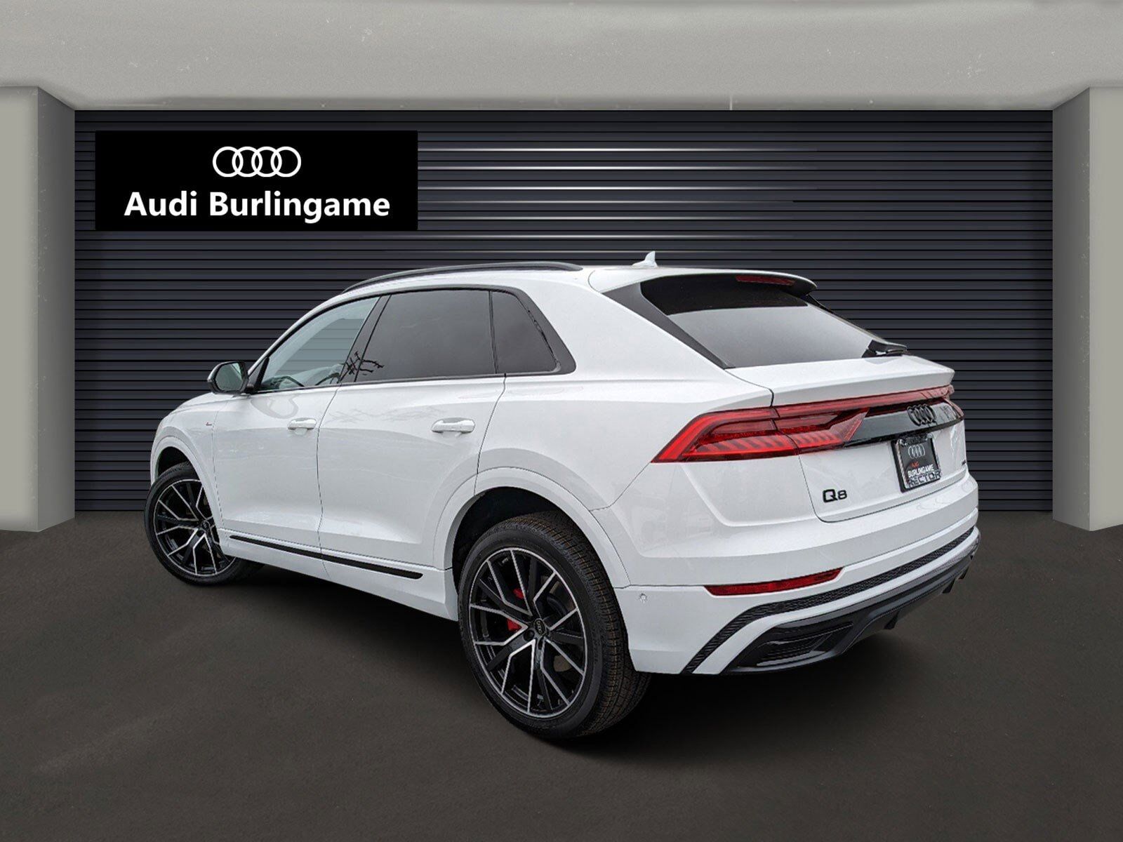 2023 Audi Q8