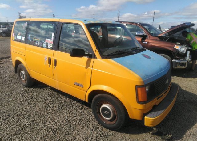Chevrolet Astro Van