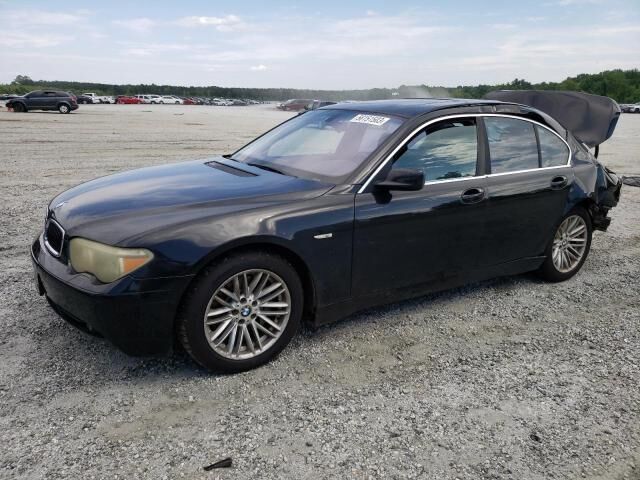 BMW 745i