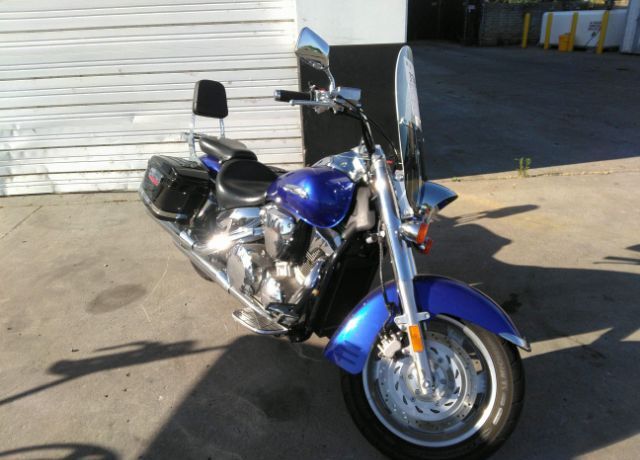 Honda VTX1300R