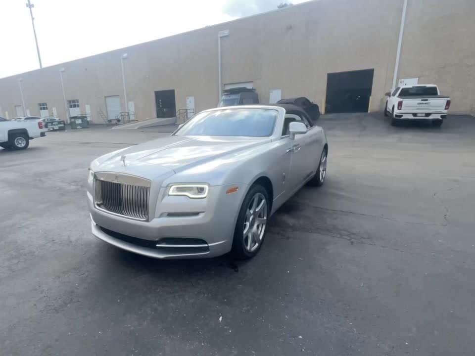 Rolls-Royce Dawn