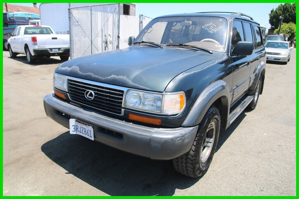 Lexus LX