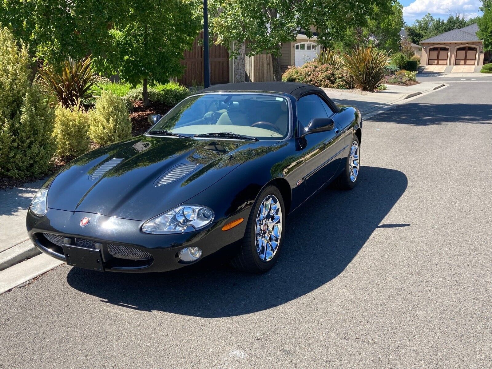 Jaguar XK