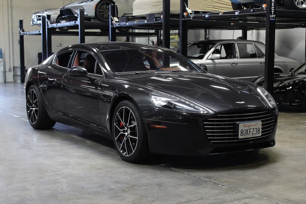 Aston Martin Rapide