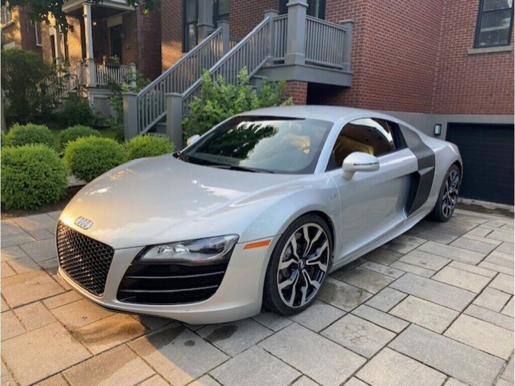 Audi R8