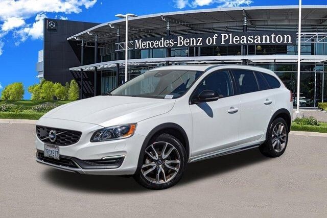 Volvo V60CC