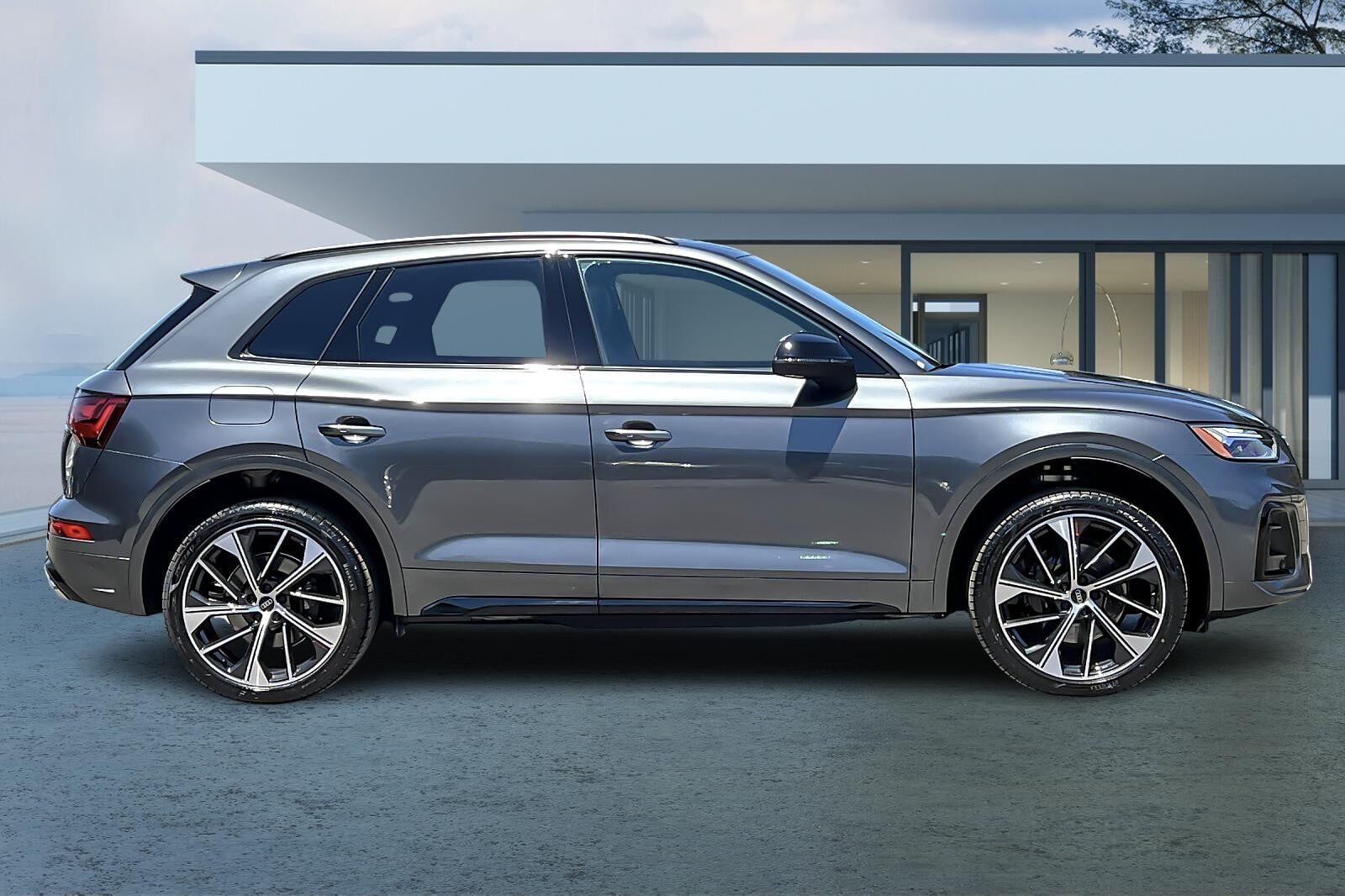 2023 Audi SQ5