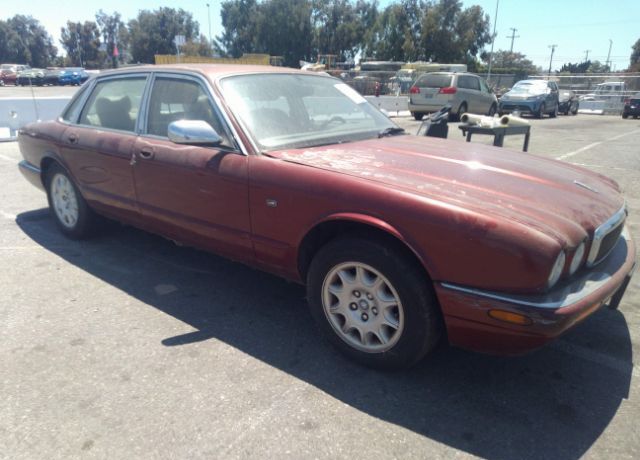 Jaguar XJ8