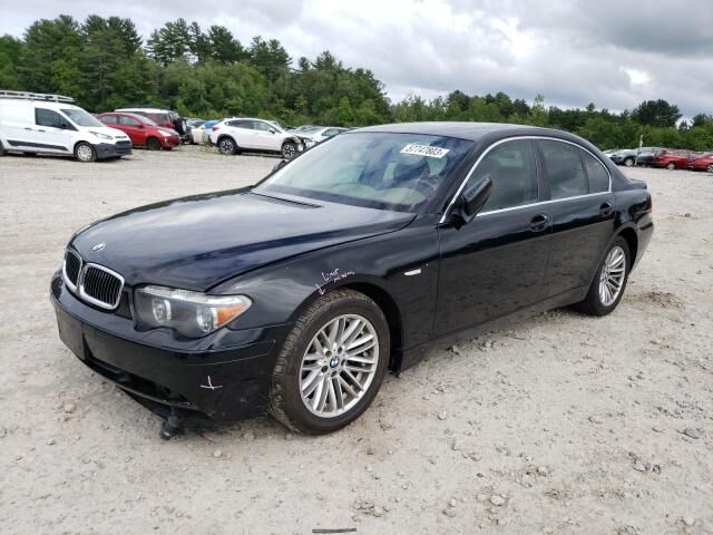 BMW 745i