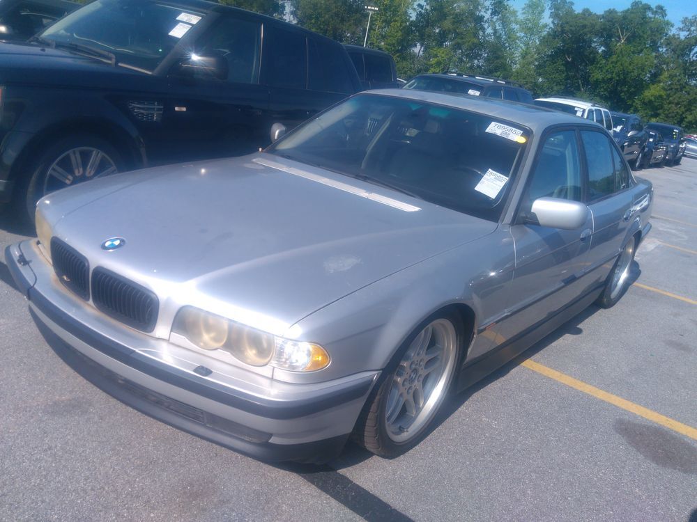 BMW 740Li