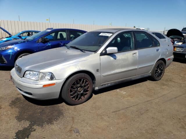 Volvo S40