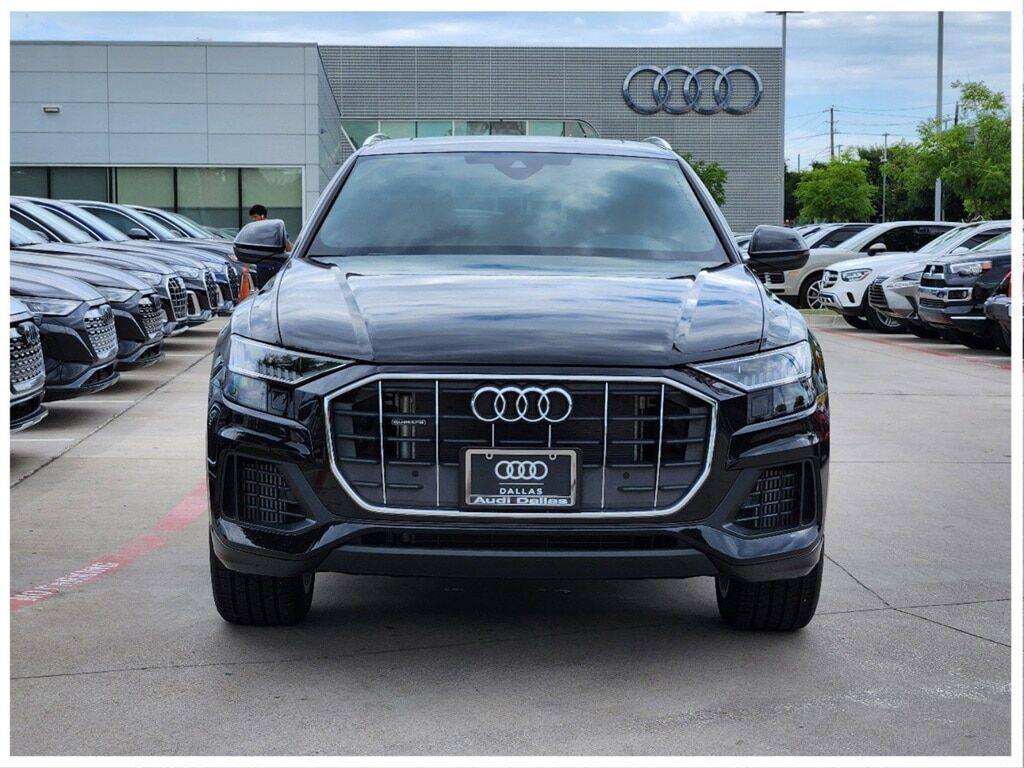 2023 Audi Q8