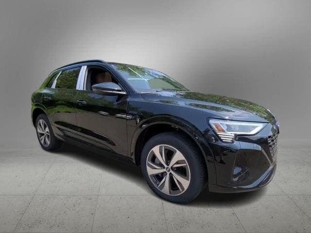 2024 Audi Q8