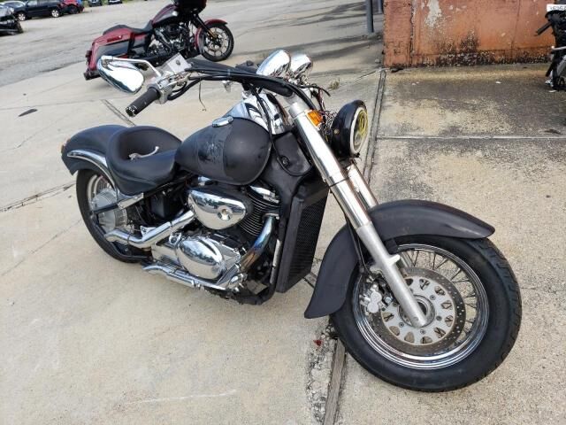 Suzuki VL800K