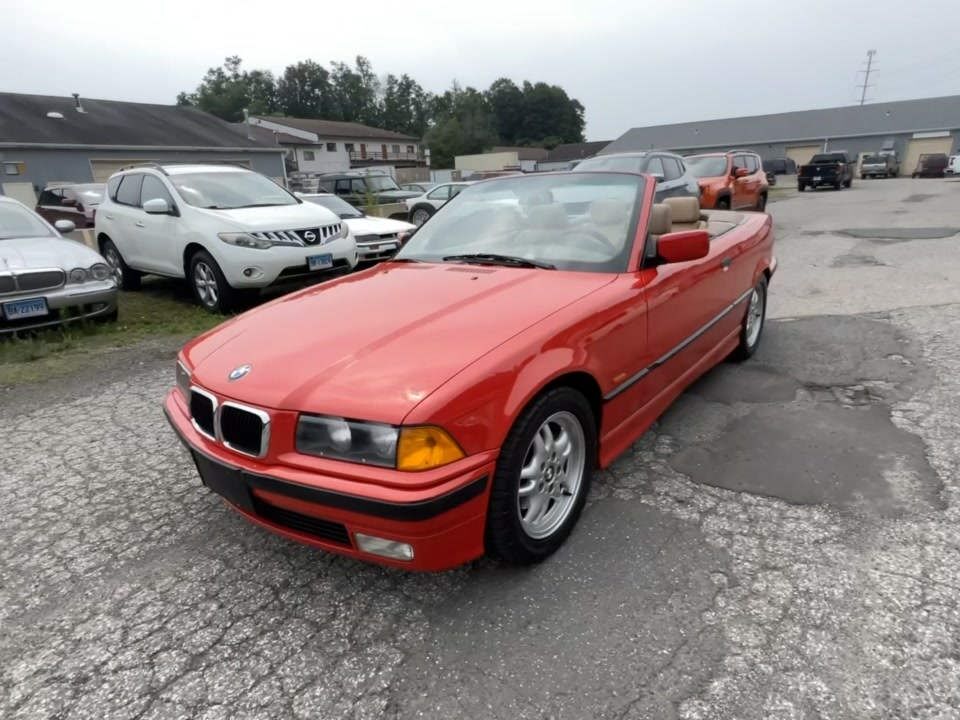 BMW 323iC