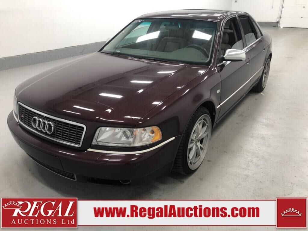 Audi S8