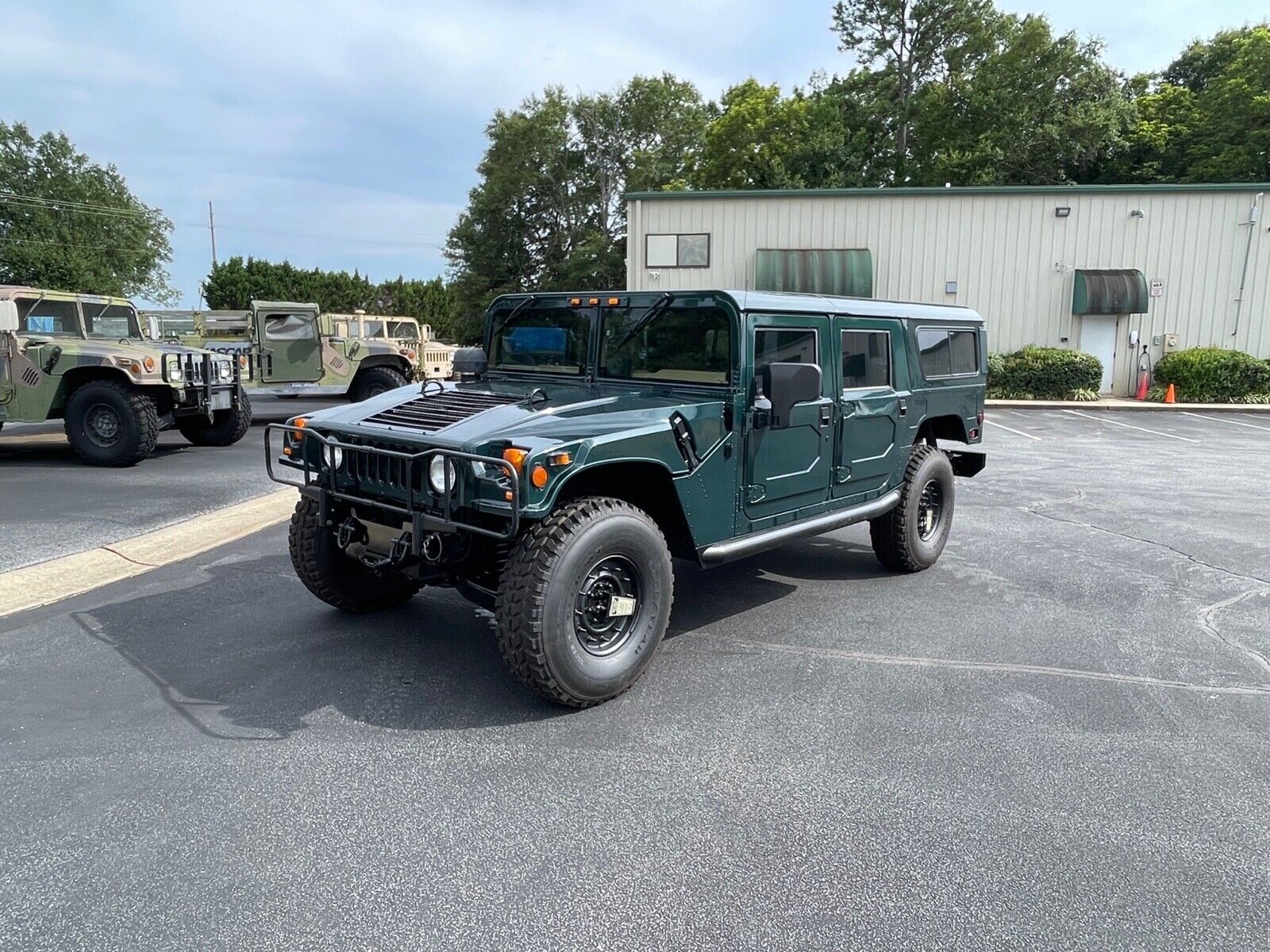 HUMMER H1