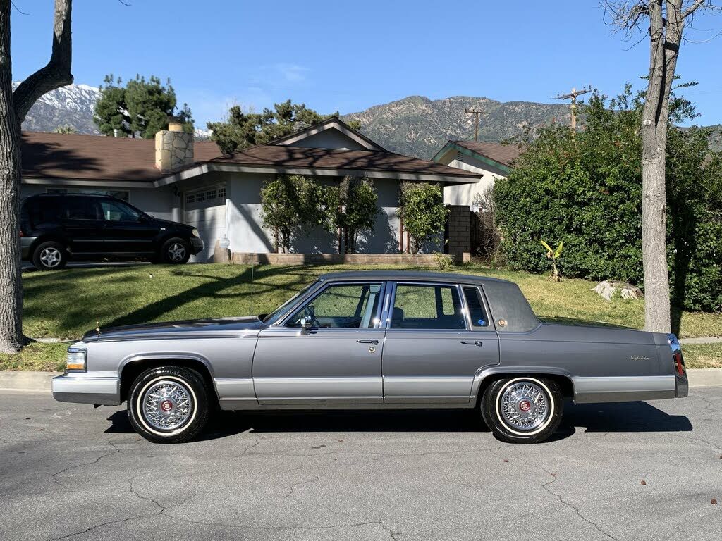 Cadillac Brougham