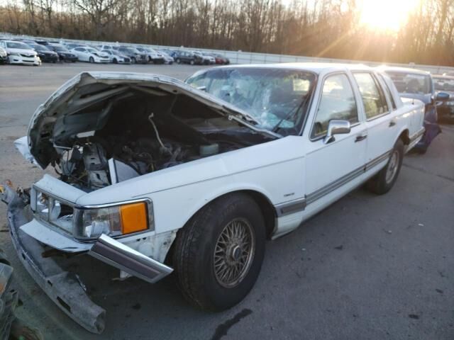 Lincoln Town Car