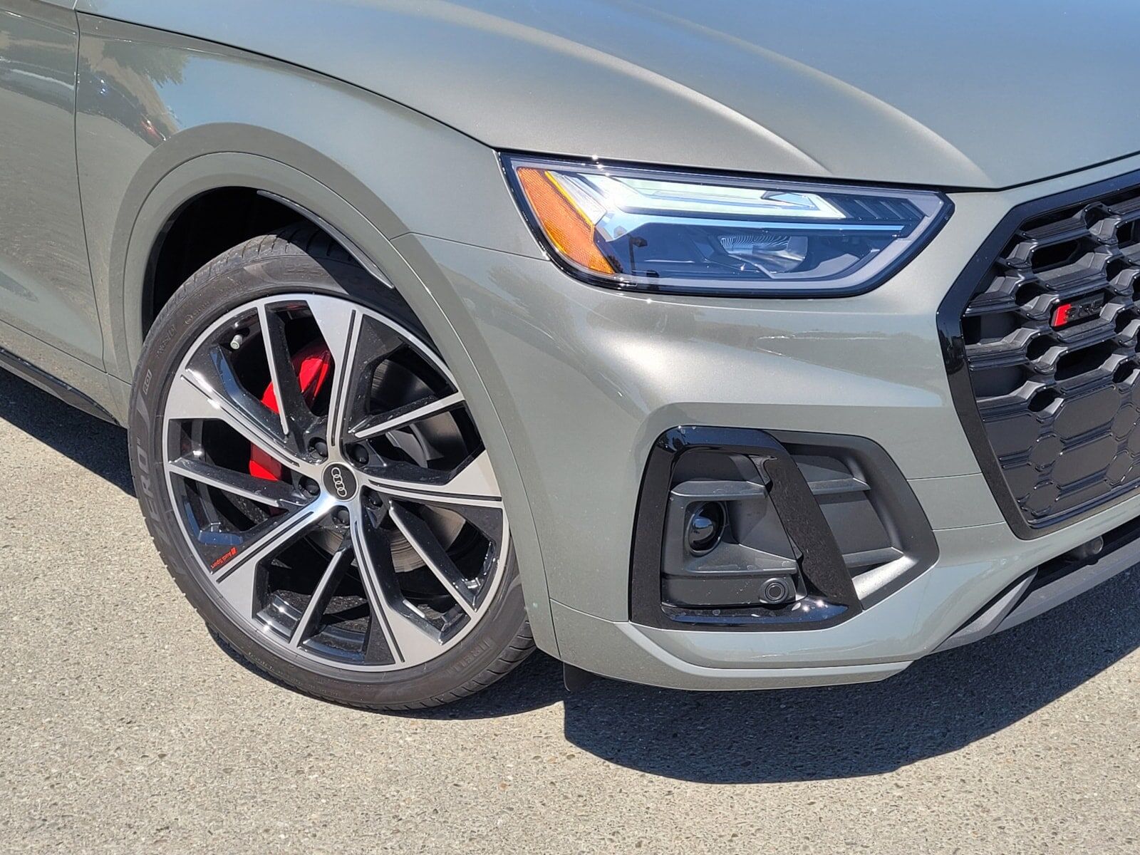 2023 Audi SQ5