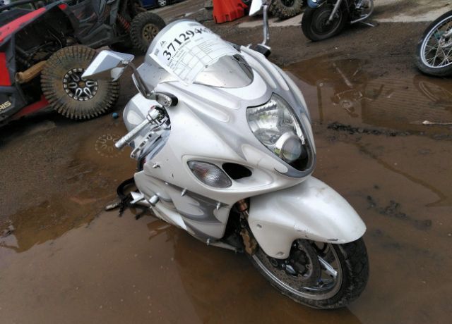 Suzuki GSX1300R