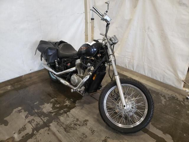 Honda VT600C (SHADOW VLX)
