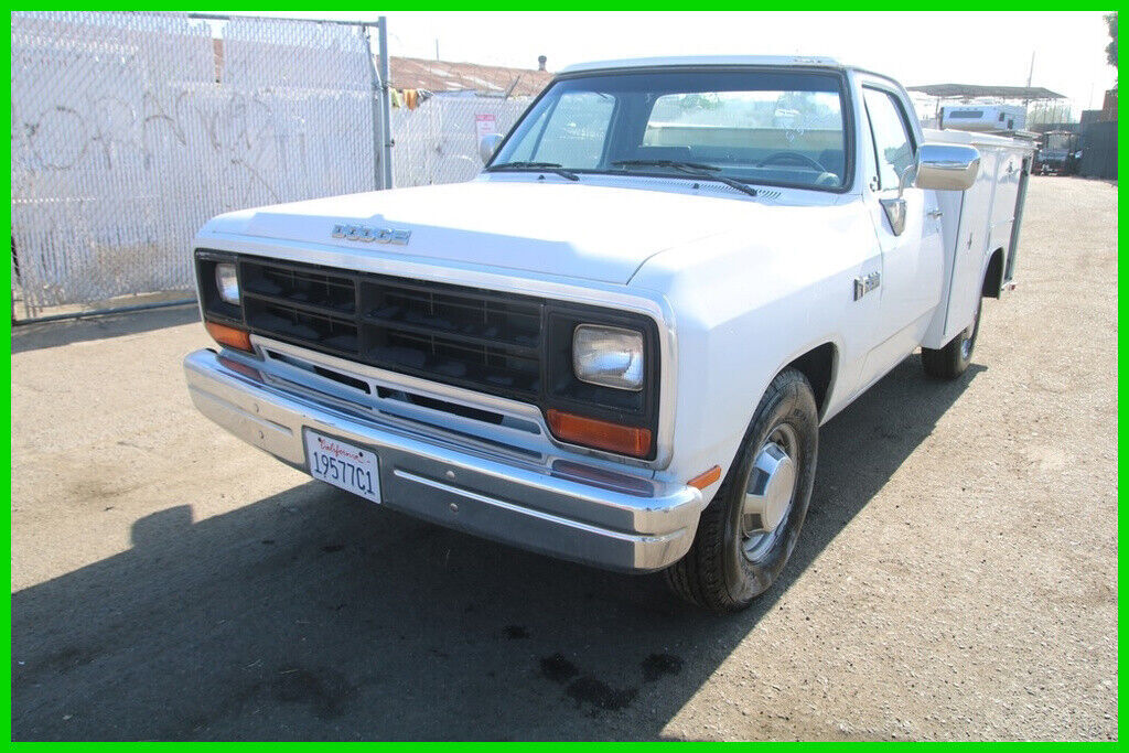 Dodge D-Series
