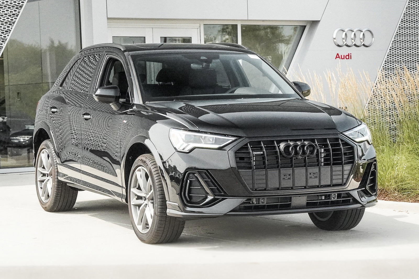 2023 Audi Q3
