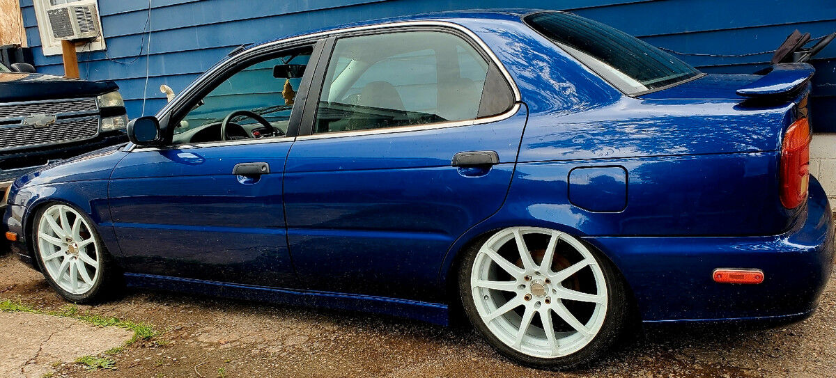 Suzuki Esteem