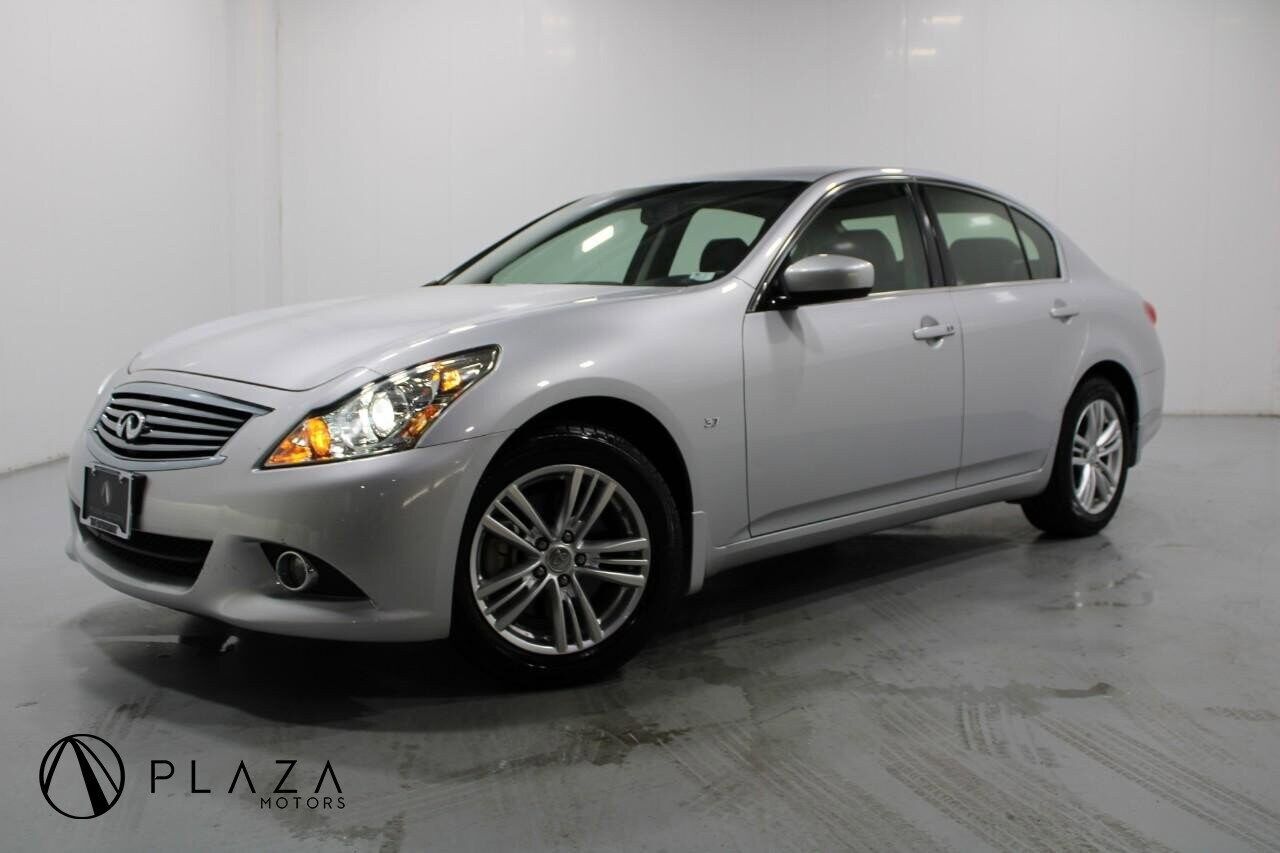 Infiniti Q40