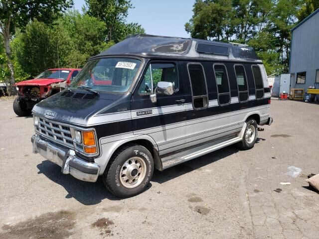 Dodge Ram Van