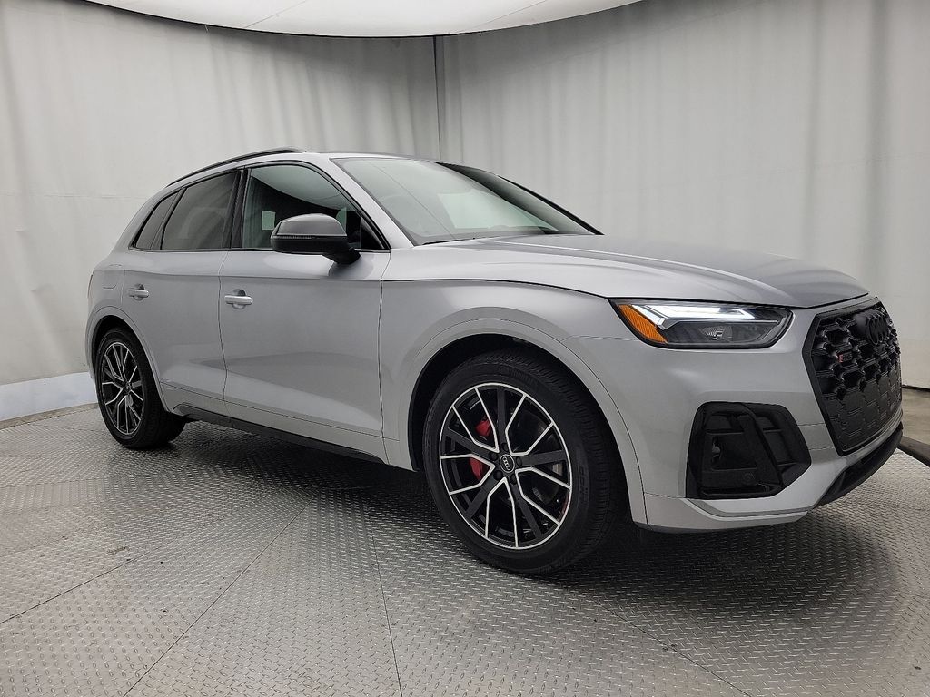 2023 Audi SQ5