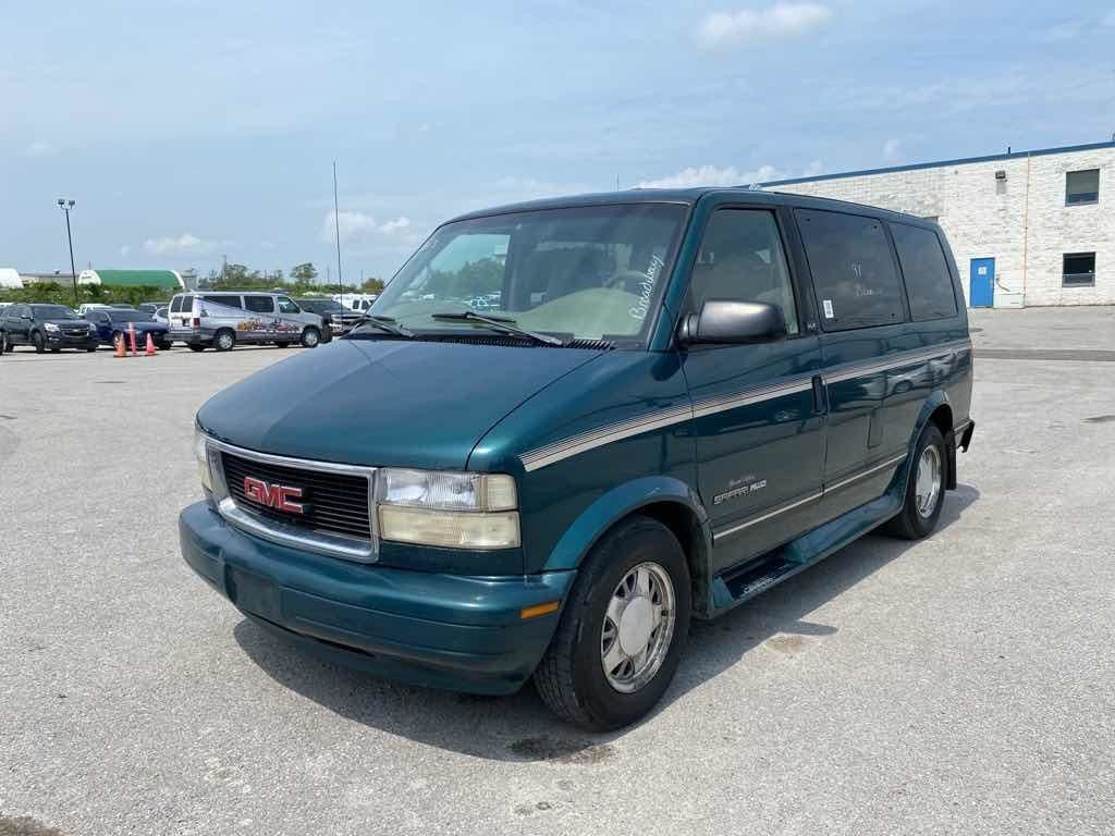 GMC Safari