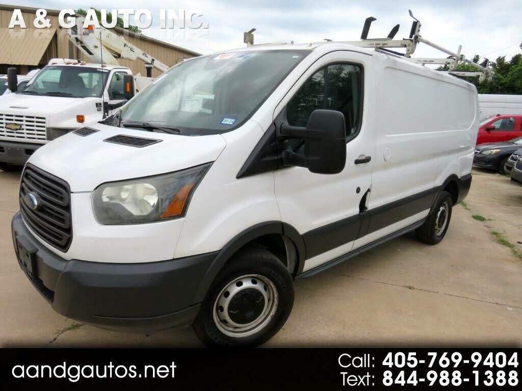 2015 FORD Transit