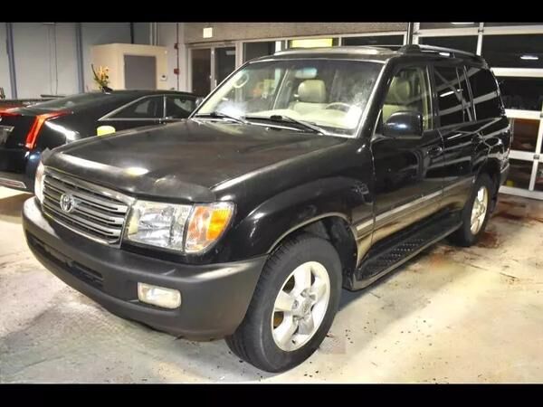 2004 TOYOTA Land Cruiser