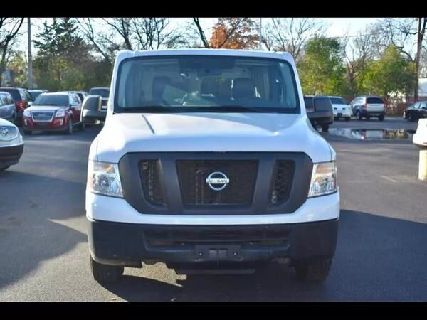 2013 NISSAN NV