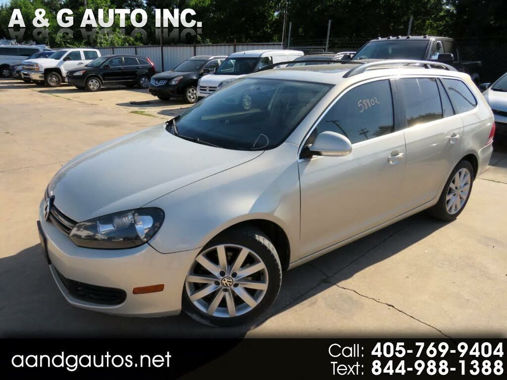 2011 VOLKSWAGEN Jetta Wagon