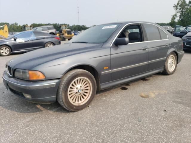 BMW 540i
