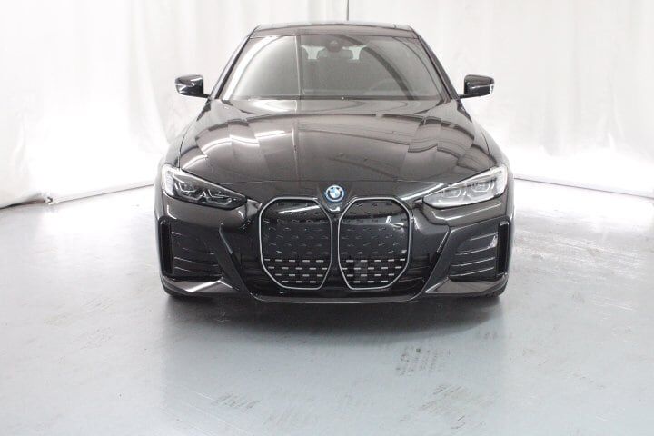 2023 BMW i4