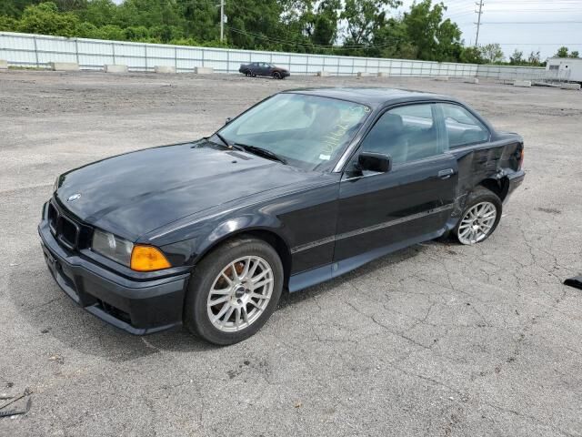 BMW 325iS