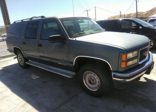 GMC Suburban